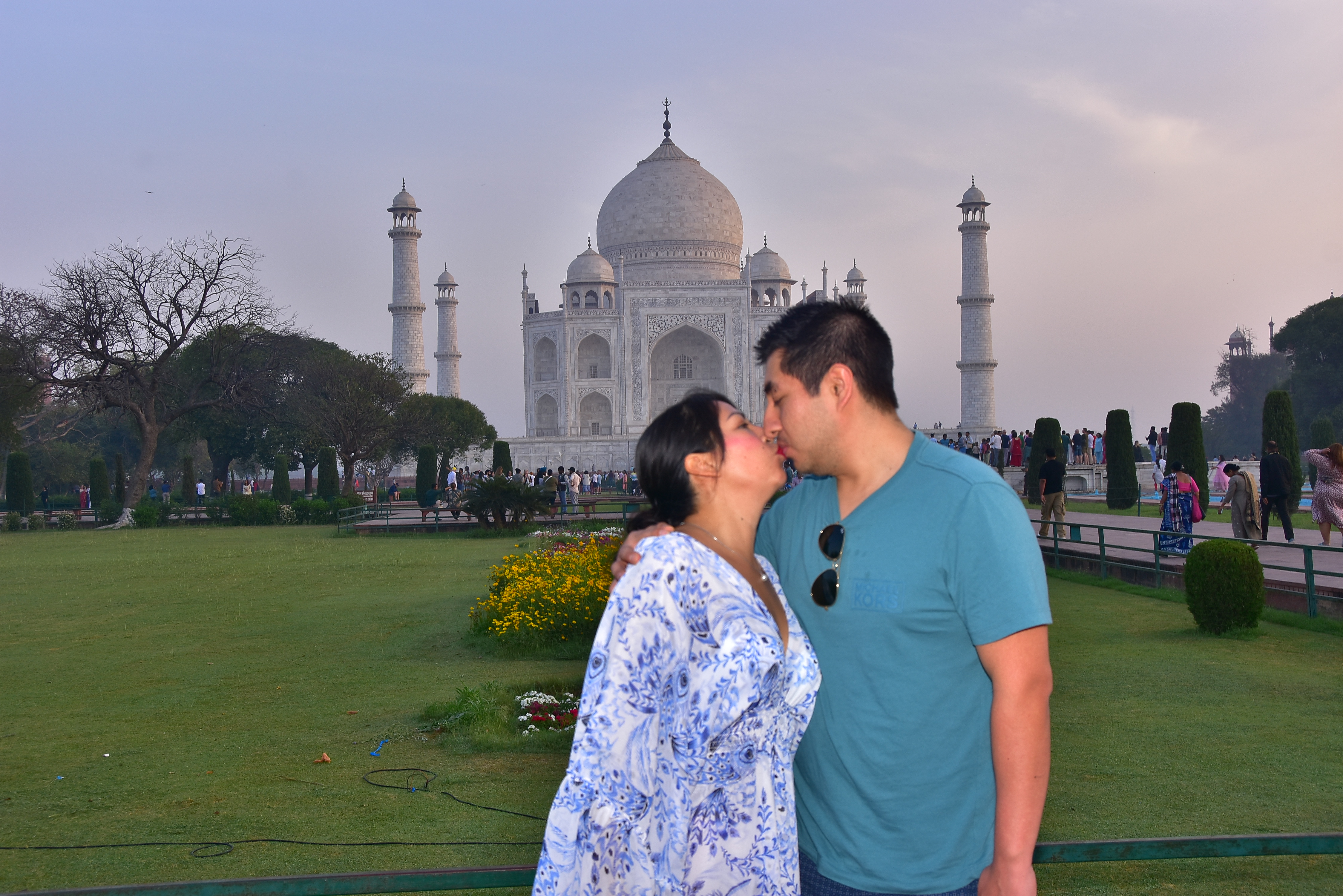 Sunrise Taj Mahal Tour From Delhi with Traditional Indian Dress - 15